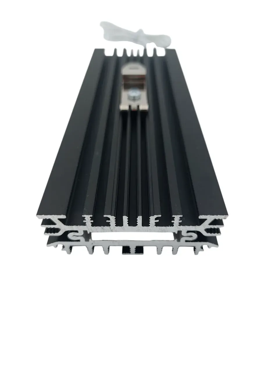 SNK-T140-51L SILART Нагреватель конвекционный 140 Вт 110-230 AC/DC Черный 5 SNK-T140-51L SILART Нагреватель конвекционный 140 Вт 110-230 AC/DC Черный — изображение 5